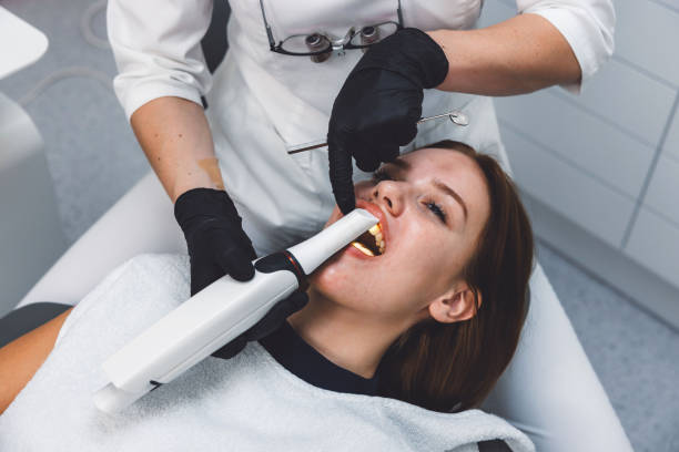 Best Emergency Tooth Extraction  in Liberty Triangle, FL